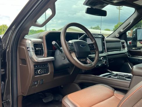 Used 2024 Ford F250 King Ranch w/ Chrome Package AWD/4WD image 12