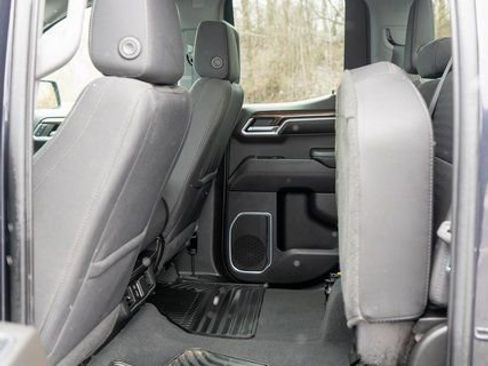 Used 2022 Chevrolet Silverado 1500 LT image 11