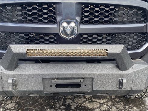 Used 2014 RAM 1500 Express image 18