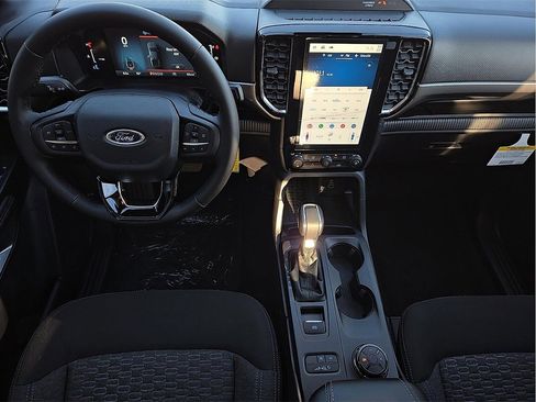 New 2025 Ford Ranger XLT w/ FX4 Off-Road Package image 9