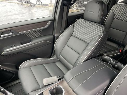 New 2026 GMC Acadia Denali w/ Super Cruise Package image 26