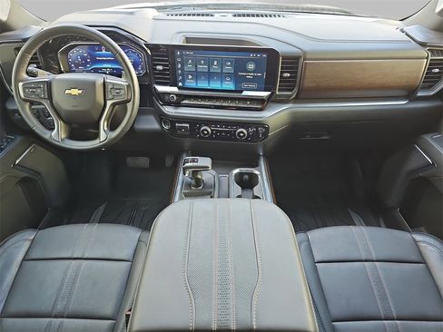 Used 2024 Chevrolet Silverado 1500 High Country w/ Technology Package image 11