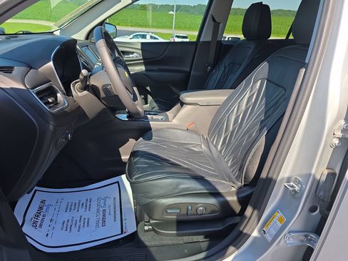 Used 2022 Chevrolet Equinox LT FWD image 11
