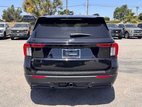 Used 2025 Ford Explorer ST-Line w/ Premium Package RWD image 11