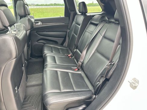 Used 2020 Jeep Grand Cherokee Limited w/ Luxury Group II RWD image 23