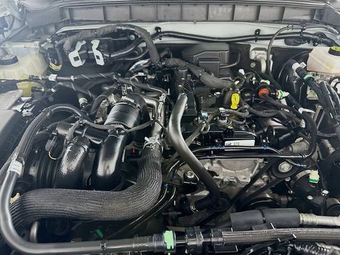 Certified 2022 Ford Bronco Big Bend w/ Sasquatch Package image 24