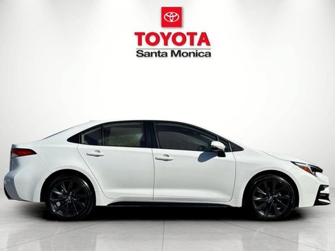 New 2026 Toyota Corolla SE FWD image 2