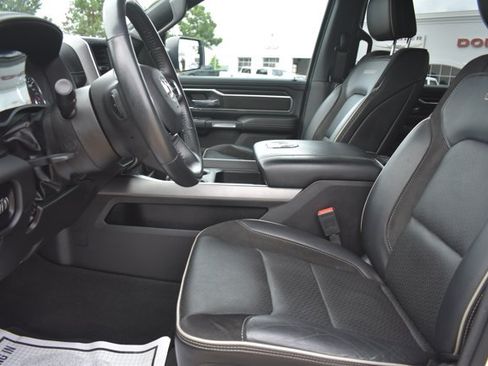 Used 2023 RAM 1500 Laramie AWD/4WD image 15