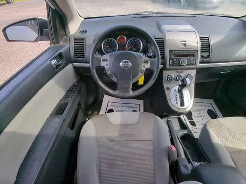 Used 2012 Nissan Sentra 2.0 SR w/ Moonroof Pkg FWD image 7
