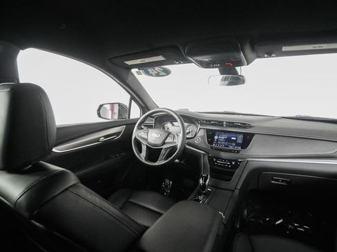 Used 2024 Cadillac XT5 Luxury image 16