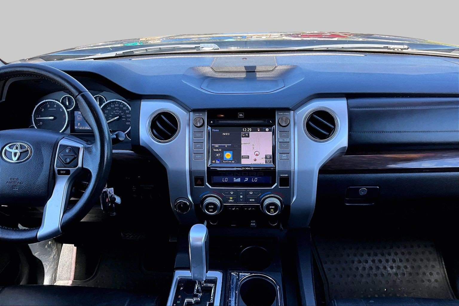 Used 2016 Toyota Tundra Limited w/ Limited Premium Package AWD/4WD image 6