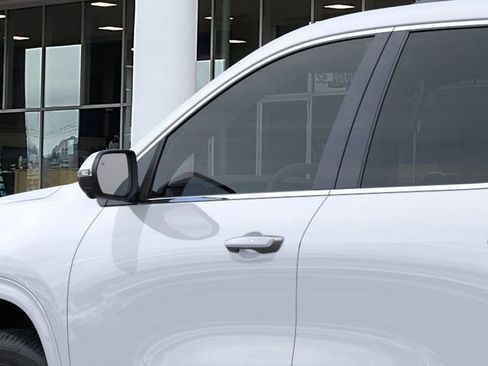 New 2026 GMC Acadia Denali w/ Super Cruise Package image 12