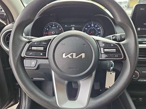 Used 2024 Kia Forte LXS image 28