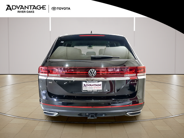 Used 2025 Volkswagen Atlas SE AWD/4WD image 6