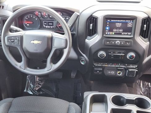 Used 2024 Chevrolet Silverado 2500 Custom w/ Custom Value Package AWD/4WD image 27