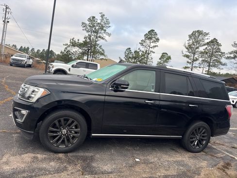 Used 2019 Ford Expedition Limited w/ Equipment Group 301A image 4
