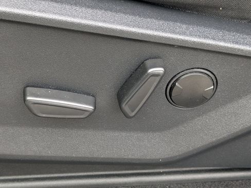 Certified 2023 Ford F150 XLT w/ Equipment Group 302A High image 22