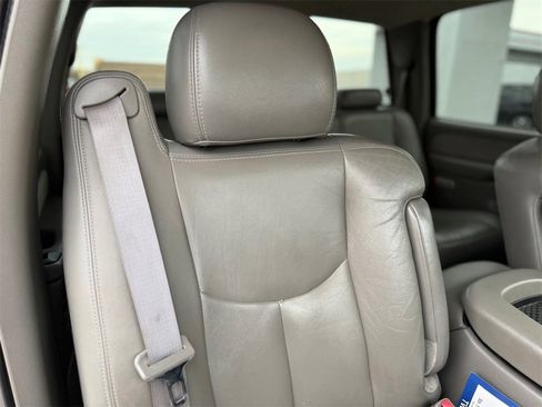 Used 2003 Chevrolet Silverado 2500 LT image 49