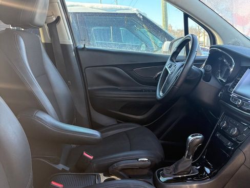 Used 2018 Buick Encore Preferred image 20
