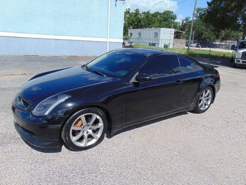 Used 2004 INFINITI G35 Coupe w/ Premium Pkg RWD image 1
