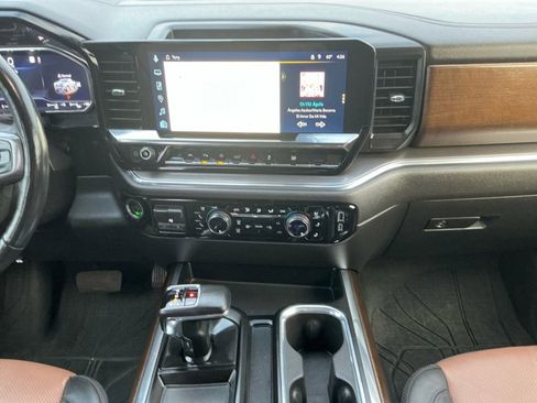 Used 2024 Chevrolet Silverado 1500 High Country image 20