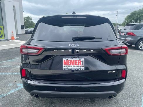 Used 2024 Ford Escape ST-Line w/ Tech Pack #1 AWD/4WD image 4