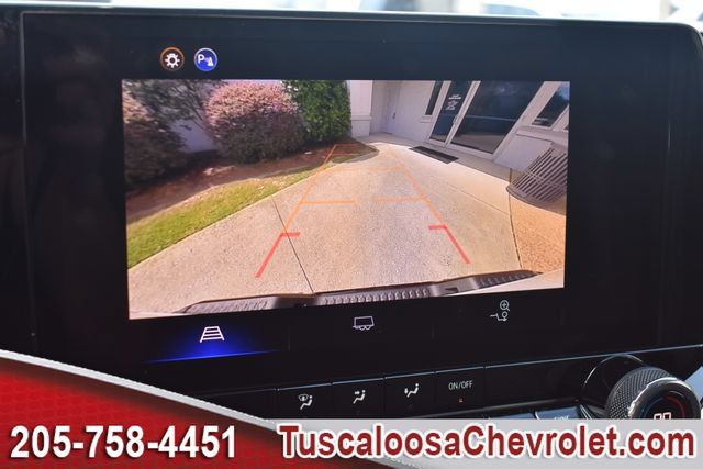 Used 2026 Chevrolet Colorado Trail Boss AWD/4WD image 32