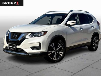 Used 2020 Nissan Rogue SV w/ Premium Package