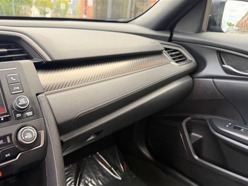 Used 2018 Honda Civic Sport image 38