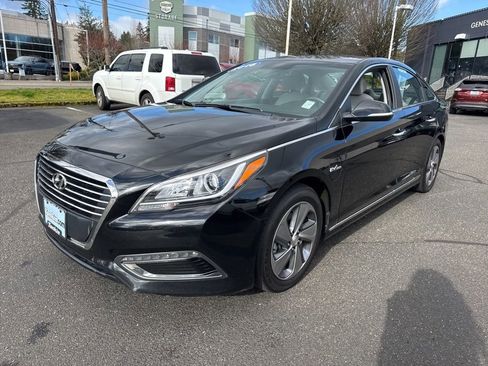 Used 2016 Hyundai Sonata Plug-In Hybrid FWD image 3