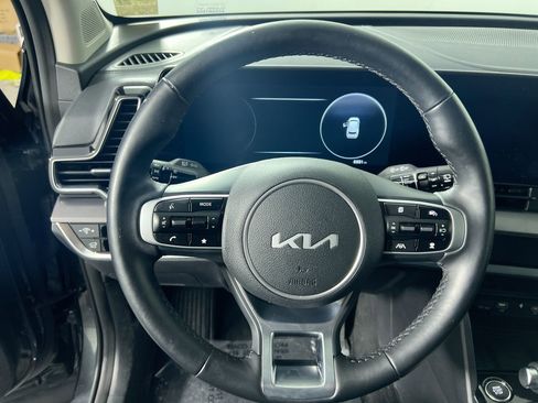 Certified 2025 Kia Sportage SX image 15