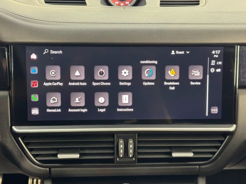 Used 2022 Porsche Cayenne Turbo image 27