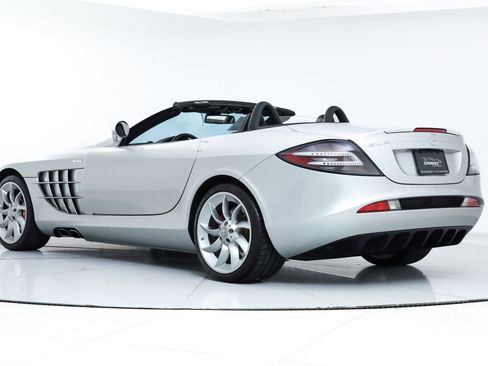 Used 2008 Mercedes-Benz SLR image 5