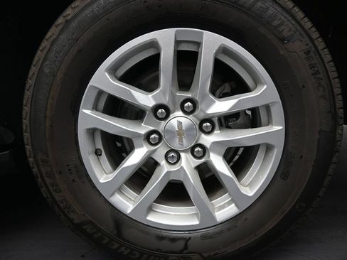 Used 2024 Chevrolet Tahoe LS RWD image 10