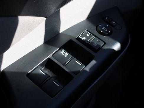 Used 2014 Honda CR-V EX image 32