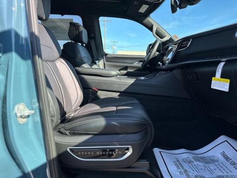 New 2026 Jeep Grand Wagoneer Summit AWD/4WD image 27