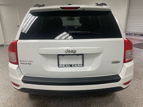 Used 2011 Jeep Compass Latitude image 6