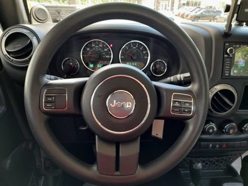 Used 2014 Jeep Wrangler Sport AWD/4WD image 13