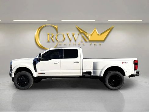 Used 2026 Ford F450 Platinum w/ FX4 Off-Road Package image 11