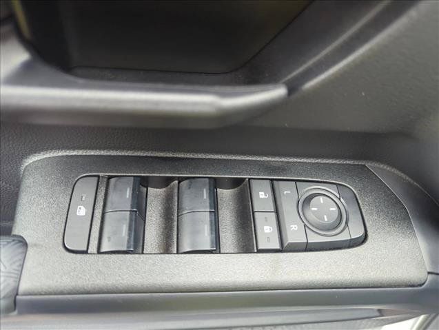Certified 2025 Toyota 4Runner SR5 AWD/4WD image 9