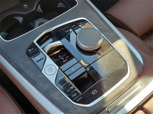 Used 2024 BMW X5 xDrive40i w/ Parking Assistance Package image 22