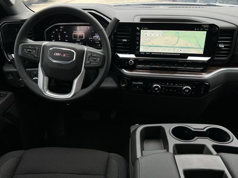 New 2026 GMC Sierra 1500 Elevation image 10