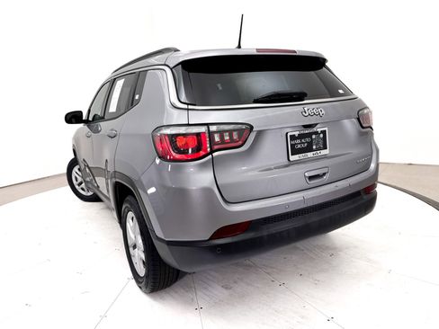 Used 2019 Jeep Compass Sport w/ Tech Group FWD image 7