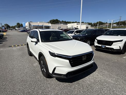 New 2026 Honda CR-V EX-L image 3