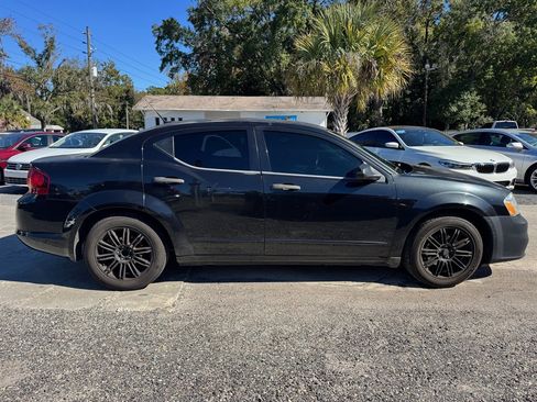 Used 2011 Dodge Avenger Express image 3