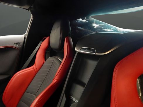 Used 2021 Chevrolet Corvette Stingray Preferred Cpe w/ Z51 Performance Package image 21