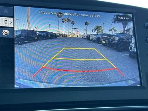 Certified 2025 Hyundai Elantra SE image 19