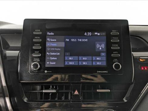 Used 2021 Toyota Camry SE image 24