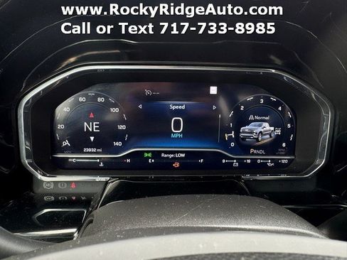 Used 2023 Chevrolet Silverado 1500 LT w/ Z71 Off-Road Package AWD/4WD image 13