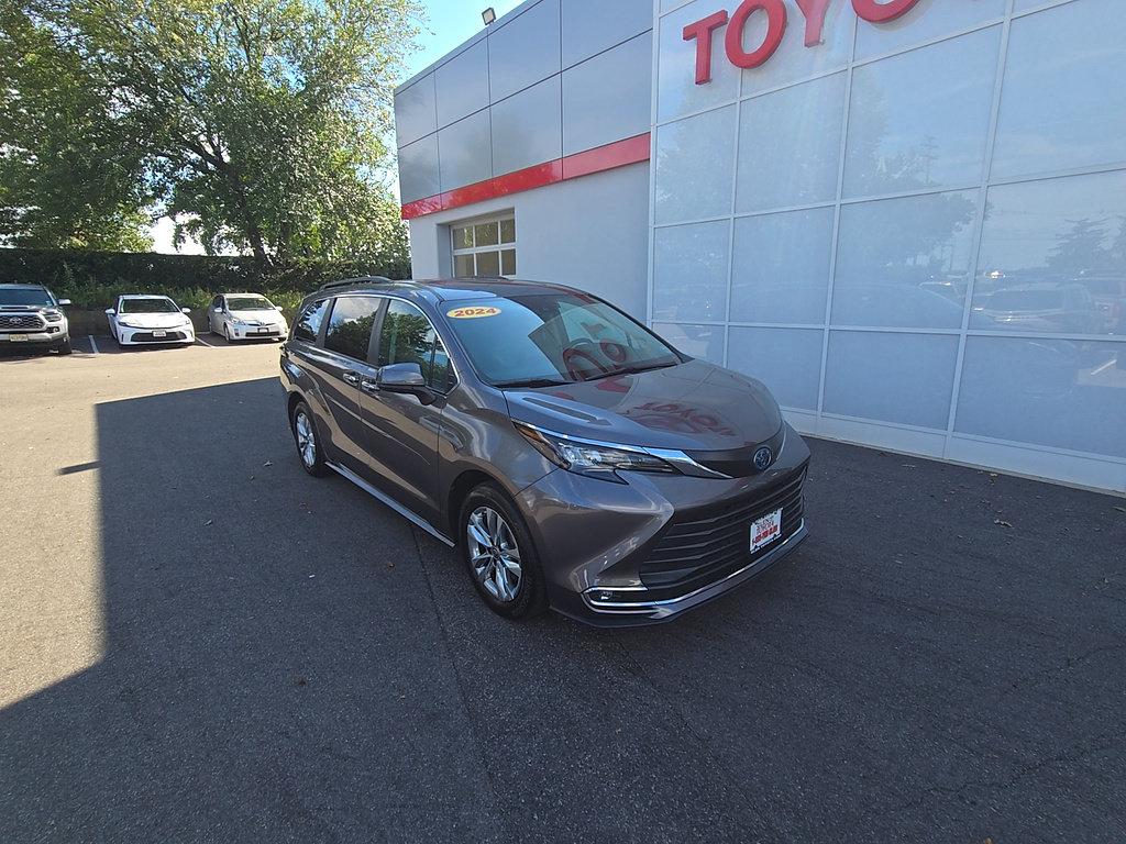 Certified 2024 Toyota Sienna XLE w/ XLE Plus Package AWD/4WD image 2